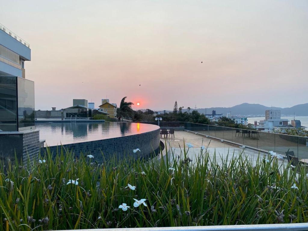 Apartamento Design Com Piscina E Vista Espetacular Florianopolis Exterior photo